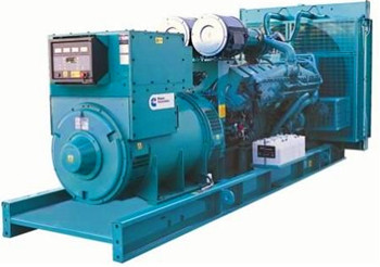 康明斯柴油發(fā)電機組700KW