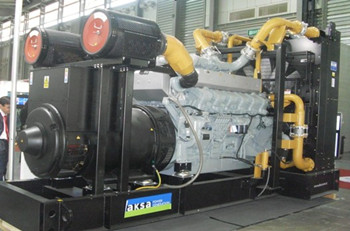 意大利依維柯柴油發(fā)電機組維修保養(yǎng)