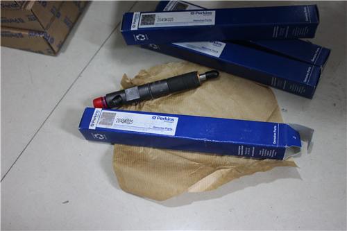 珀金斯發(fā)動機(jī)1206E-E70TTA配件T409982噴油器、預(yù)熱塞、燃油管、正時齒輪