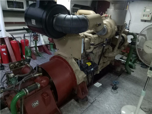 臺(tái)州臨海維修康明斯柴油發(fā)電機(jī)800千瓦的價(jià)格