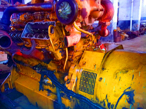 臺(tái)州溫嶺卡特彼勒發(fā)動(dòng)機(jī)維修價(jià)格要多少