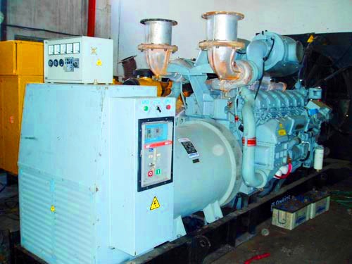 江北租賃370kw發(fā)電機(jī)價(jià)位、連桿的作用是連接活塞和曲軸