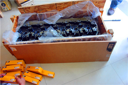 卡特彼勒C6.6 4.4 C9柴油機(jī)氣缸蓋總成維修保養(yǎng)配件報(bào)價(jià)