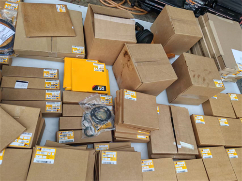 卡特320gc配件商的選擇:專業(yè)與信譽并重