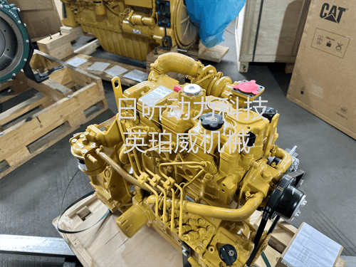 卡特挖掘機發(fā)動機敲缸了還能開多久？