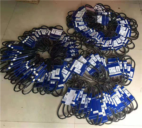 珀金斯1106d發(fā)動(dòng)機(jī)皮帶