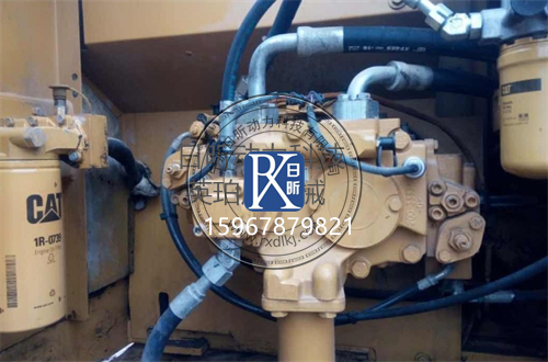 卡特CB-534D壓路機轉(zhuǎn)向泵：設(shè)備運轉(zhuǎn)的“轉(zhuǎn)向大腦”3787718/3082054