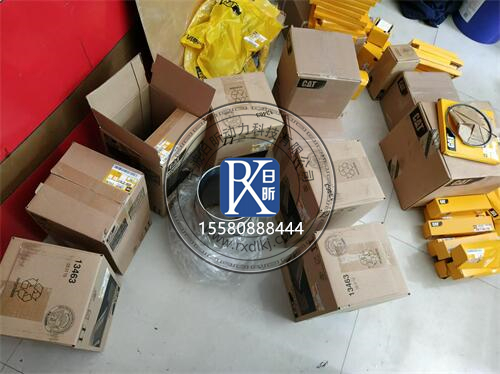 卡特320D發(fā)動(dòng)機(jī)四配套：價(jià)格、保養(yǎng)與代理商全解析